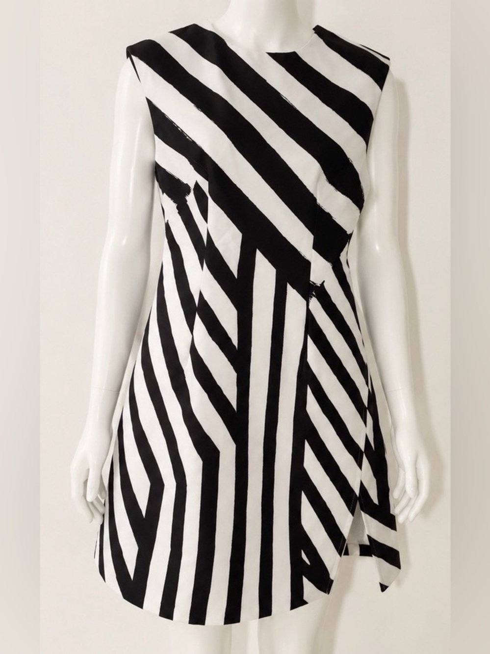 Nasty Gal Black & White Geometric Shoulder Pad Mini Dress Size 6